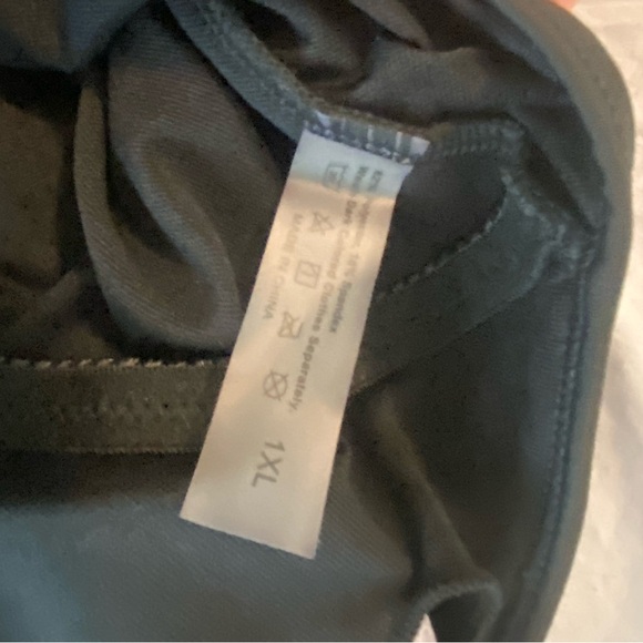 Bundle of 3 Shein Swimsuits Size: 1XL curve black and blue - Picture 7 of 12